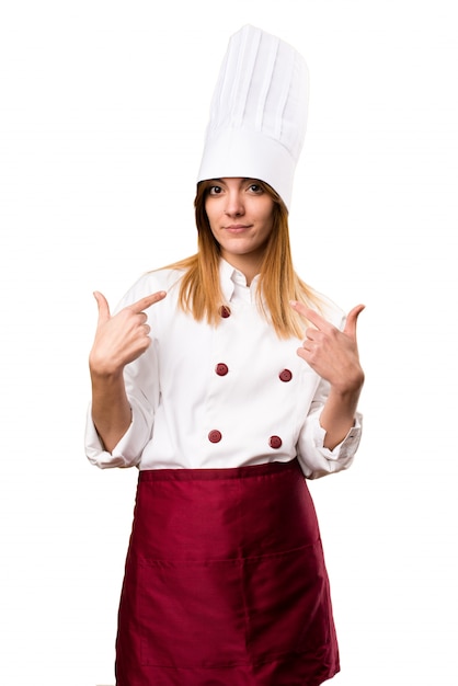 Hermosa mujer chef haciendo gesto de sorpresa