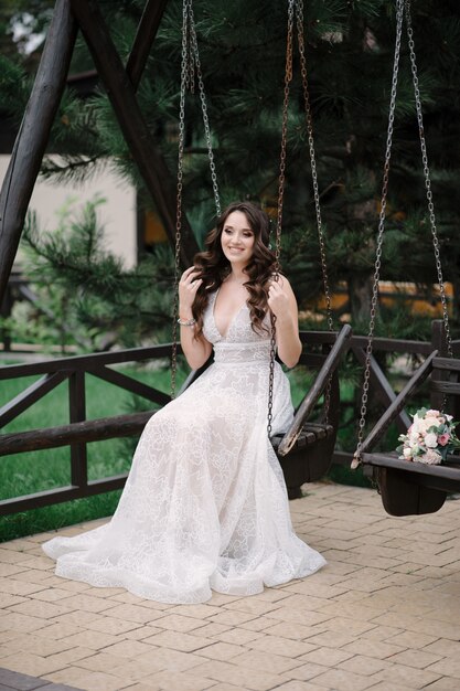 Hermosa novia en el día de la boda