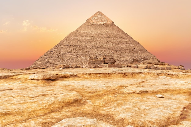 Hermosa Pirámide de Chephren al atardecer Giza