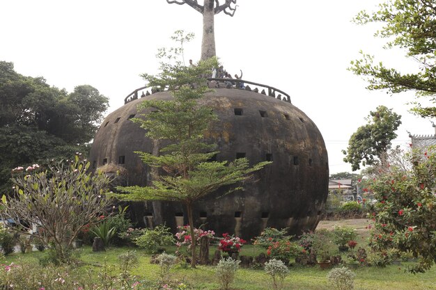 Una hermosa vista de Buddha Park ubicado en Vientiane Laos