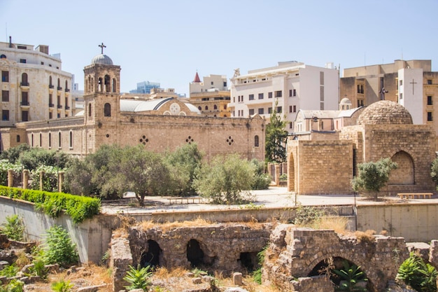 Hermosa vista de la Catedral de San Jorge en el centro de Beirut, Líbano