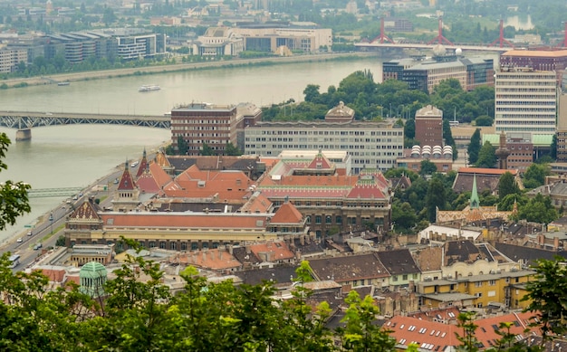 Una hermosa vista de la ciudad de Budapest ubicada en Hungría