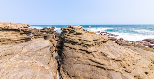 Foto hermosa vista en la costa de taiwán