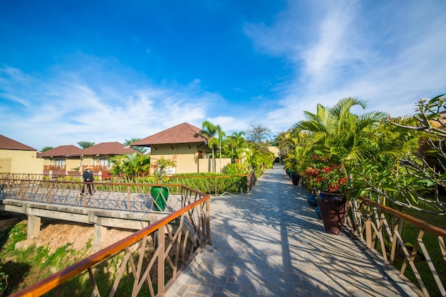 Una hermosa vista del hotel resort en el lago Inle Myanmar