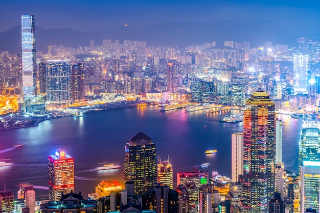 Hermosa vista nocturna de Hong Kong