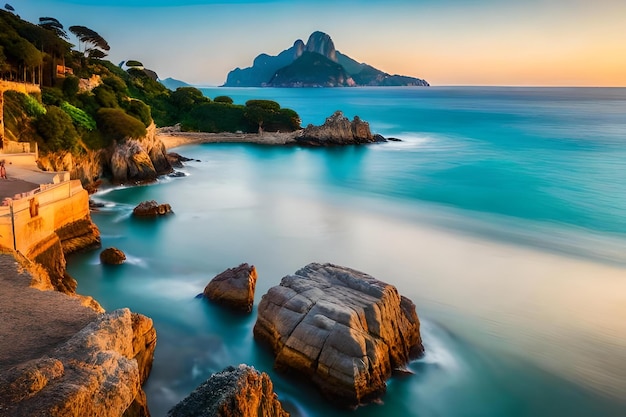 una hermosa vista del océano y las rocas