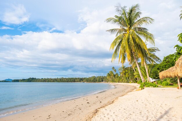 Hermosa vista del paisaje de la isla de Kohmak en Tailandia