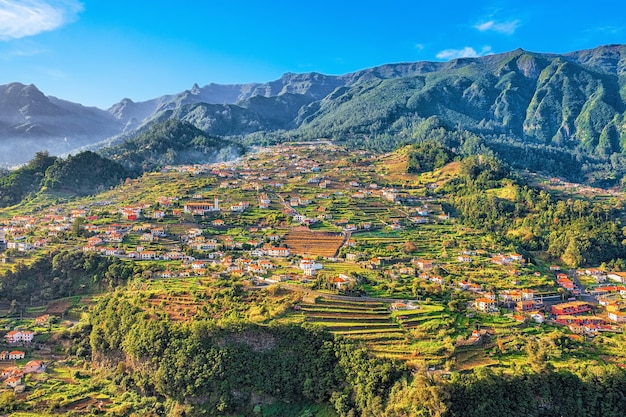 Hermosa vista del paisaje de Mountain Village, Madeira, Portugal.