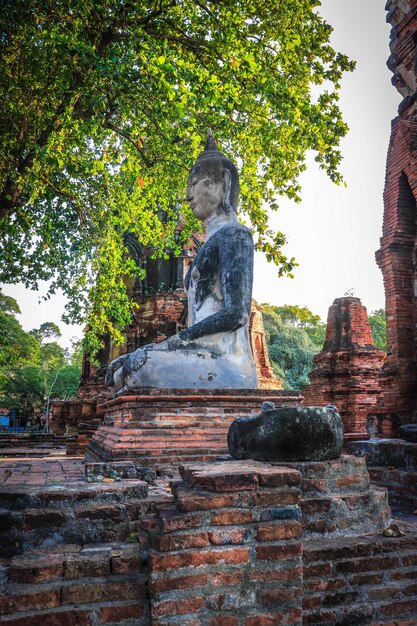 Una hermosa vista panorámica de Ayutthaya en Tailandia