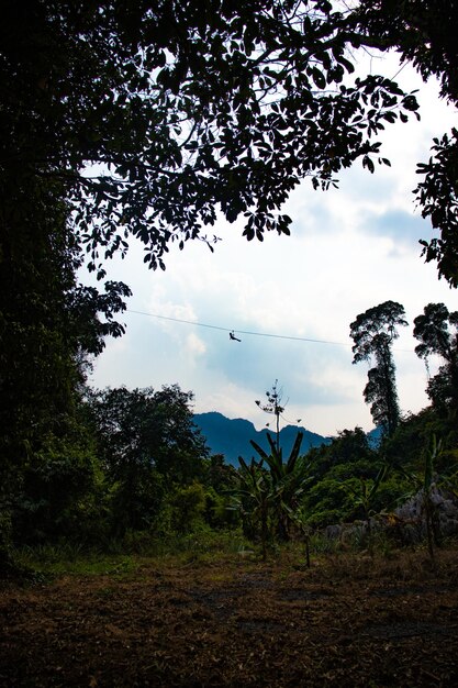 Una hermosa vista panorámica de la ciudad de Vang Vieng Laos