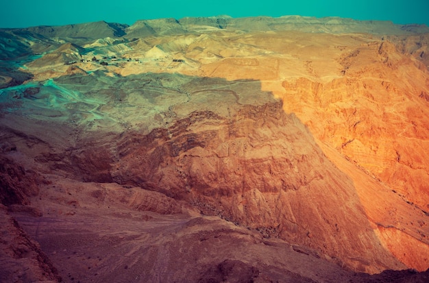 Hermosa vista panorámica desde la fortaleza de Masada Desierto de Judaean