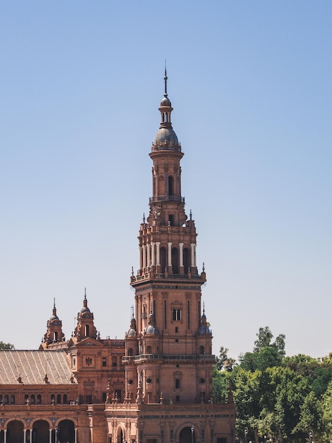 Hermosa vista de la plaza de España en Sevilla