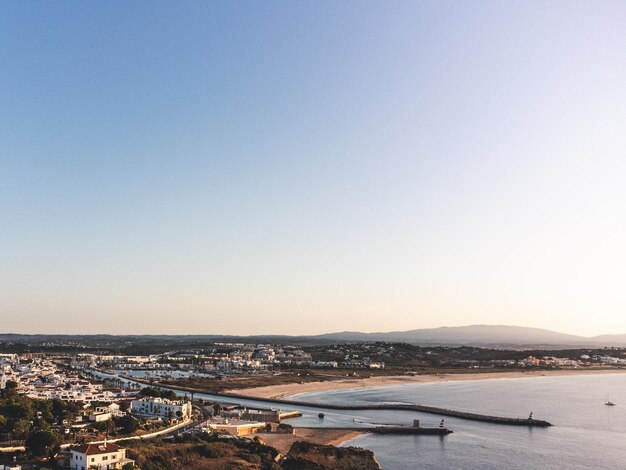 Hermosa vista del pueblo de Nazaré