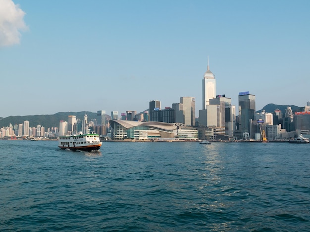 Hermosa vista del puerto de Victoria en Hong Kong