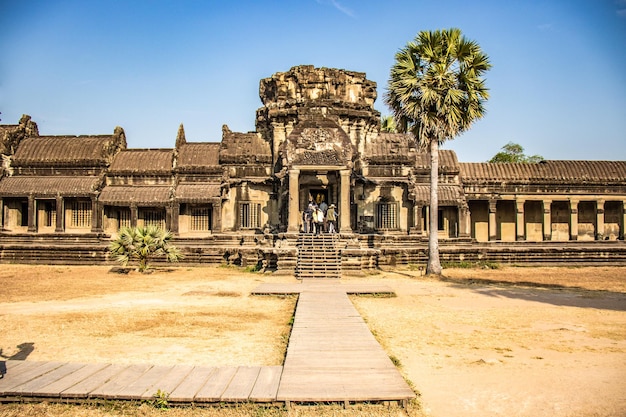 Una hermosa vista del templo de Angkor Wat ubicado en Siem Reap Camboya