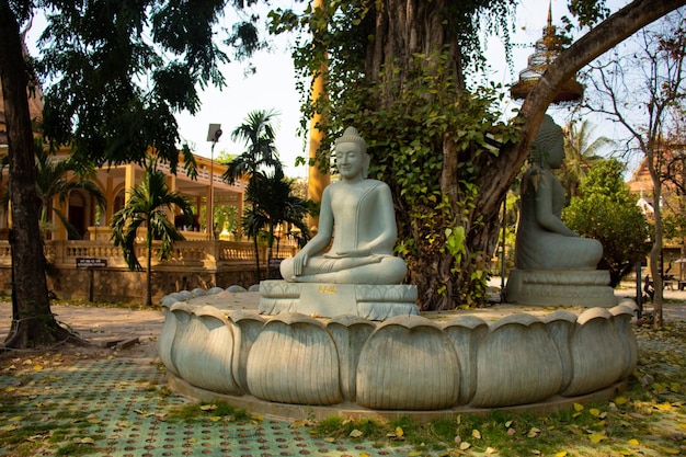Una hermosa vista del templo budista ubicado en Siem Reap Camboya
