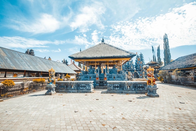 Una hermosa vista del templo Ulun Danu Beratan ubicado en Bali Indonesia