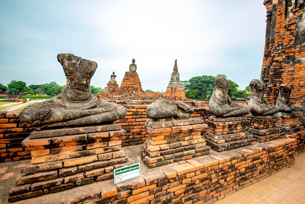 Una hermosa vista del templo Wat Chaiwatthanaram ubicado en Ayutthaya Tailandia