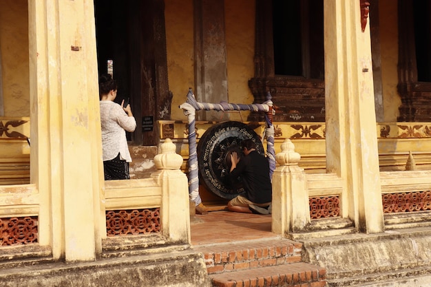 Una hermosa vista del templo wat sisaket ubicado en Vientiane Laos