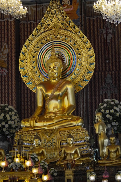 Una hermosa vista del templo Wat Songkran ubicado en Bangkok Tailandia