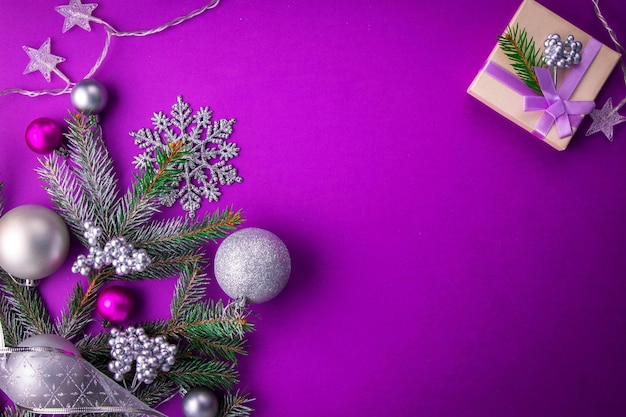 Hermosas bolas de fondo de Navidad y brillo Decoración increíble