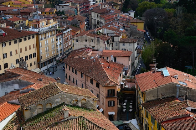 Hermosas casas antiguas en Italia arriba