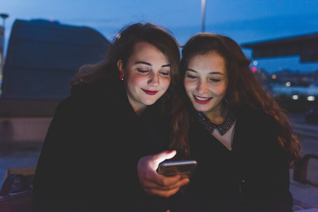 Foto hermosas chicas caucásicas