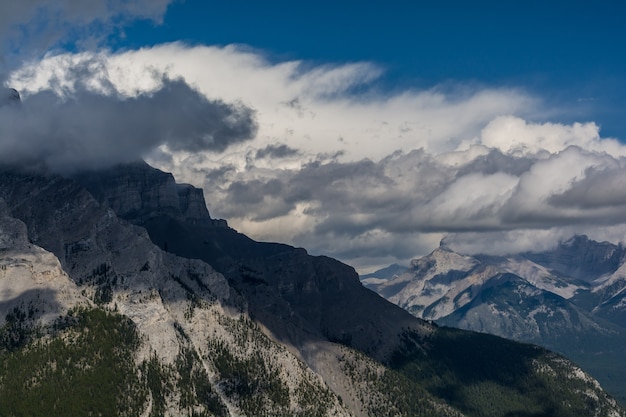 Hermosas Montañas Rocosas Canadienses. Banff Alberta