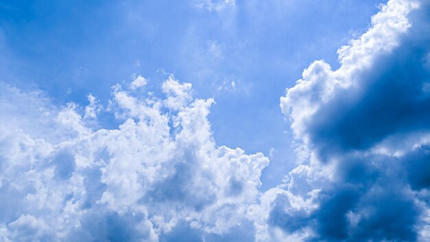 hermosas nubes en el cielo