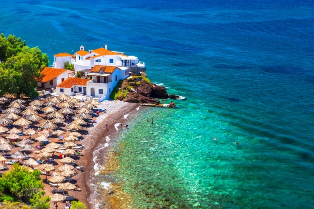 Hermosas playas de Greece-Vlychos en la isla de Hydra, islas sarónicas de Grecia