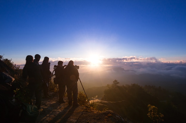 hermoso amanecer en doi inthanon national park