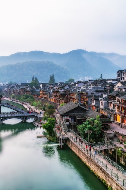 Hermoso paisaje de la antigua ciudad de Fenghuang