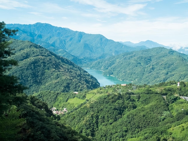 Hermoso paisaje en la granja Cingjing