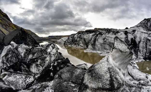 Hermoso paisaje de Islandia Laguna con bloques de hielo, Laguna de hielo en Islandia. Imagen de lente ojo de pez.