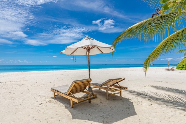 Hermoso paisaje de luna de miel. Concepto de vacaciones y vacaciones de verano. Playa tropical inspiradora