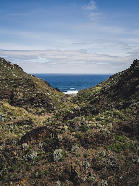 Hermoso paisaje de las montañas de anaga