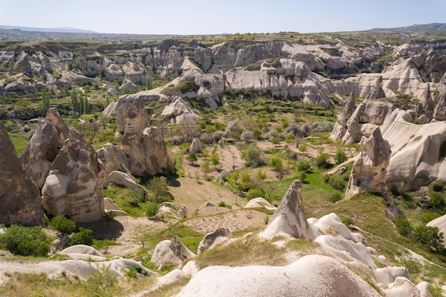 Hermoso paisaje montañoso de Capadocia