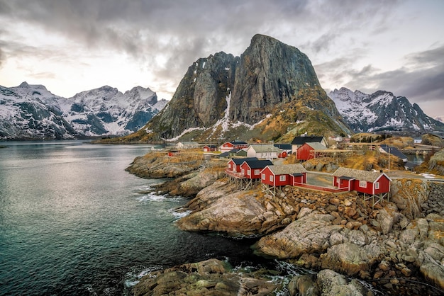 Hermoso paisaje natural de Lofoten en Noruega