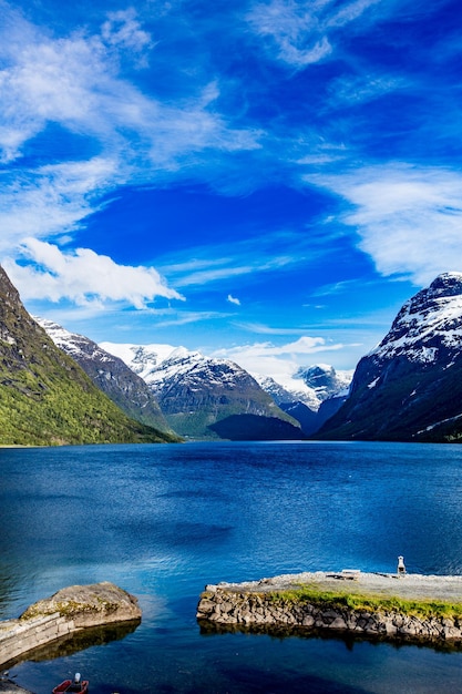 Hermoso paisaje natural de la naturaleza Noruega.