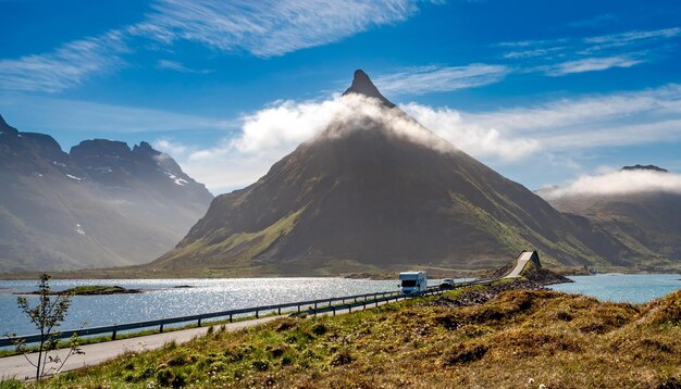 Hermoso paisaje natural de la naturaleza Noruega.