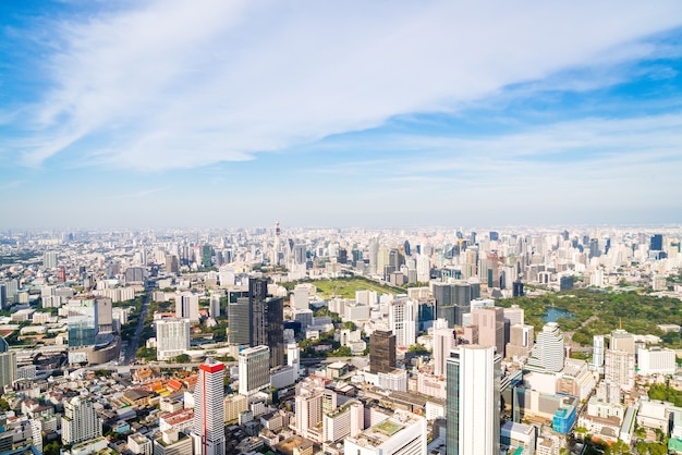 Hermoso paisaje urbano con arquitectura y construcción en Bangkok