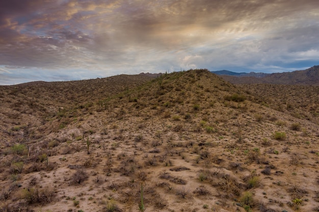 Hermoso panorama de todas las montañas del desierto natural de Nuevo México