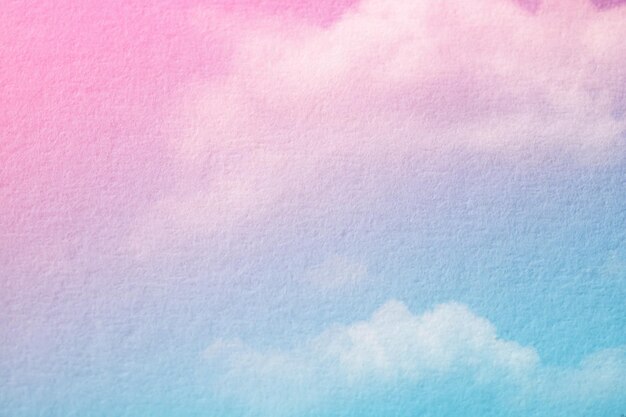 hermoso y romántico cielo rosado púrpura con fondo de nubes