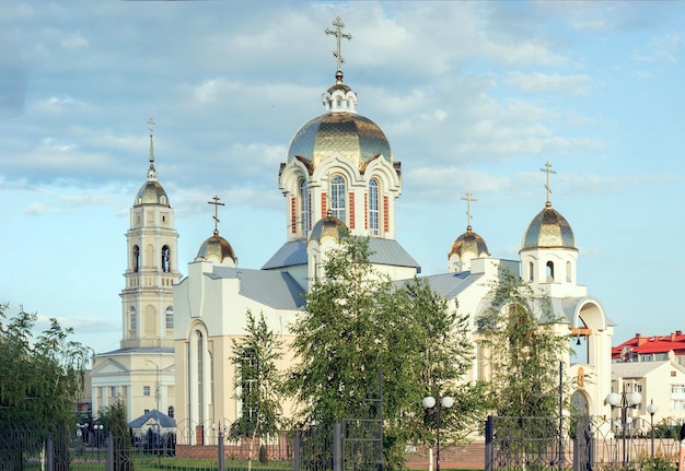 Hermoso templo en Rossoshi