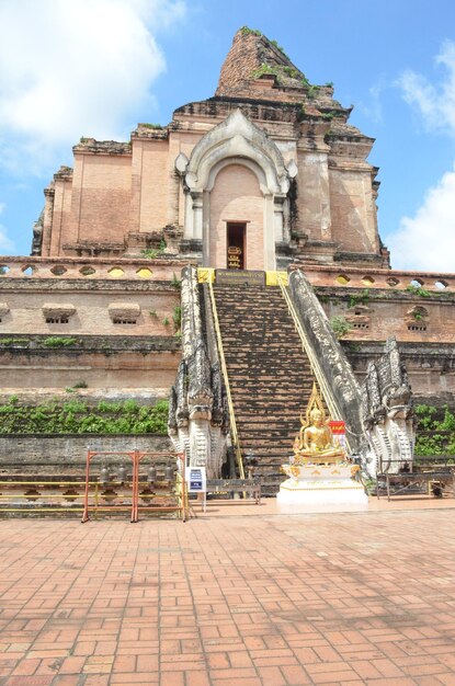 Foto el hermoso templo tailandés