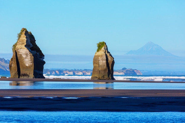 Hermosos paisajes en Ocean Beach, Nueva Zelanda.