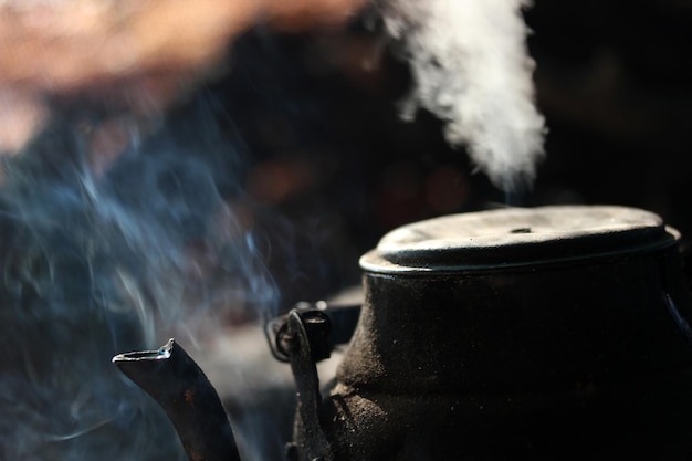 Hervidor de agua de aluminio antiguo