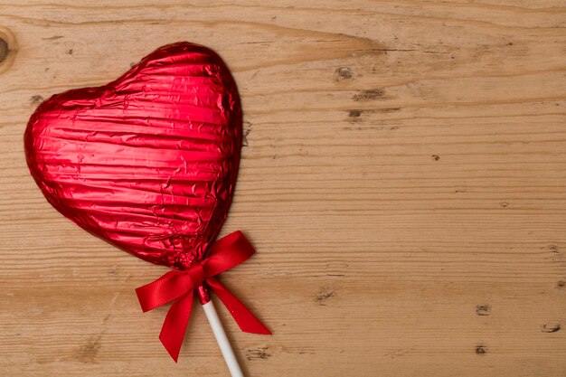 Herzförmiges Bonbonlutscher-Valentinstaggeschenk