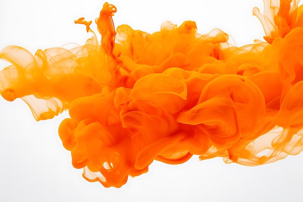 High-Definition-Orange-Farb-Splash auf durchsichtiger Schicht