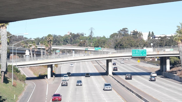 Highway Road Interchange oder Kreuzung Freeway Overpass Bridge Crossroad USA